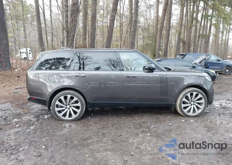 2025 Land Rover Range Rover P400 Se 7 Seat z USA, uszkodzony, nr VIN SALKPBFU8SA277737